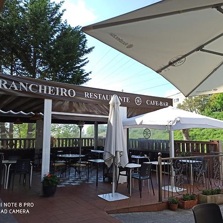 Hostal Restaurante Rancheiro Vigo Exterior photo