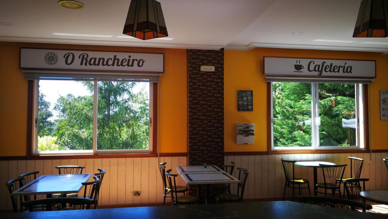 Hostal Restaurante Rancheiro Vigo Exterior photo