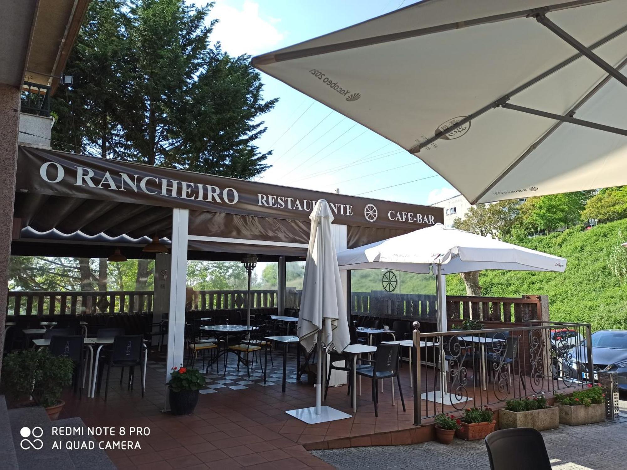 Hostal Restaurante Rancheiro Vigo Exterior photo