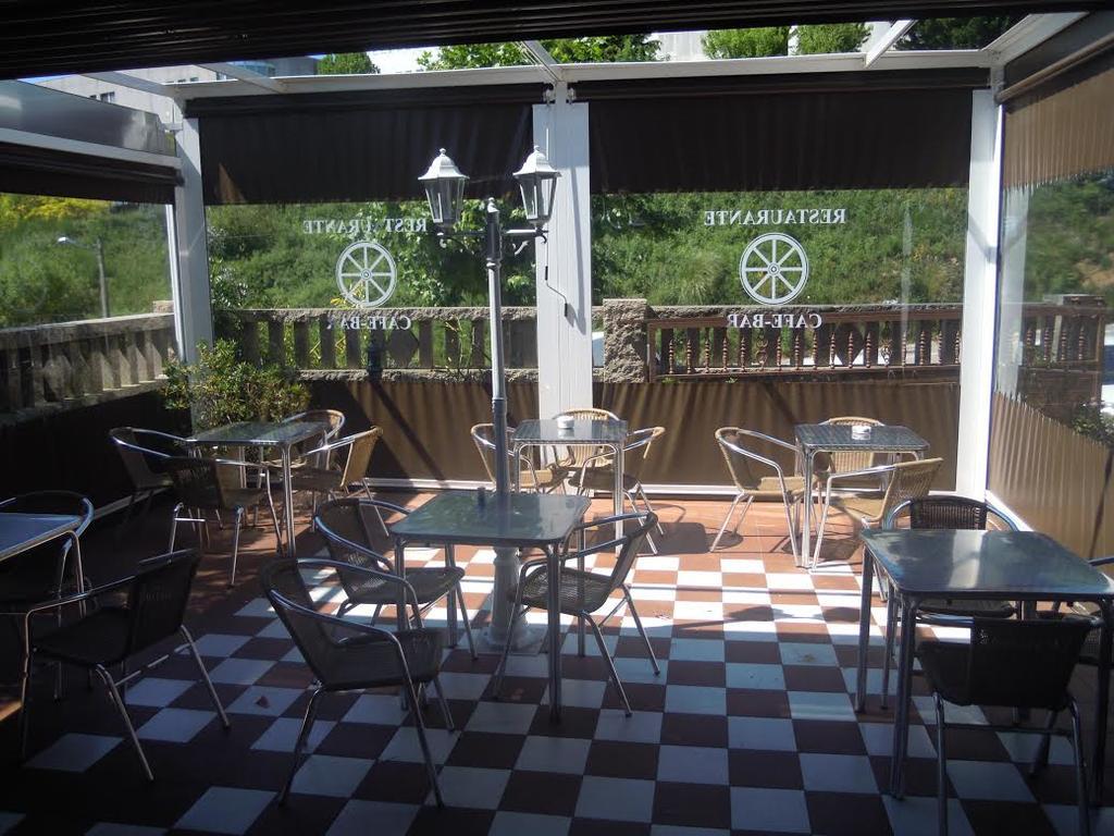 Hostal Restaurante Rancheiro Vigo Exterior photo